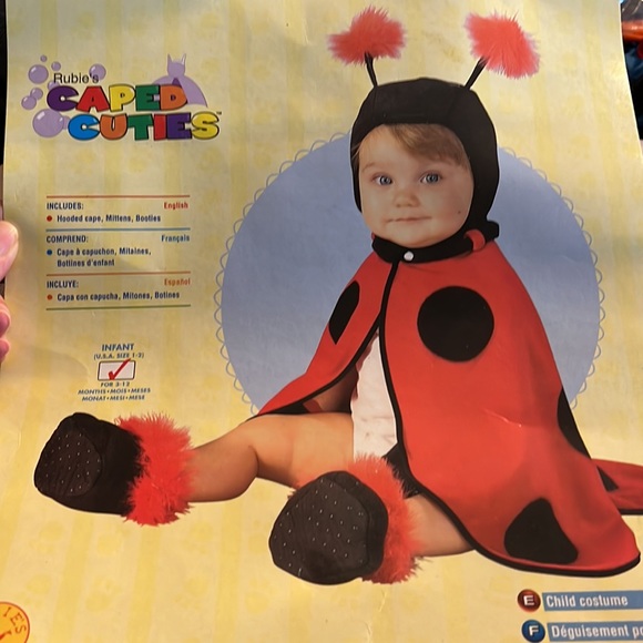 Infant Lady Bug costume in excellent condition. Adorable cape with anten… - Picture 1 of 7